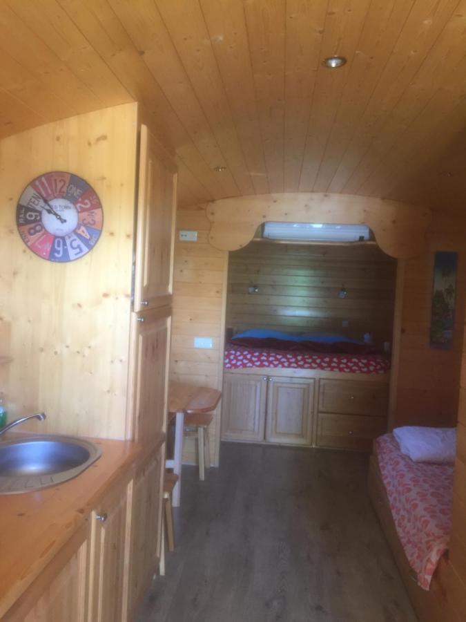 La Roulotte au Paradis Arc-et-Senans Extérieur photo