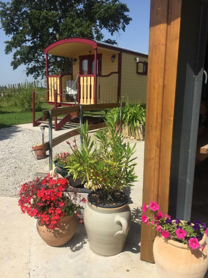 La Roulotte au Paradis Arc-et-Senans Extérieur photo
